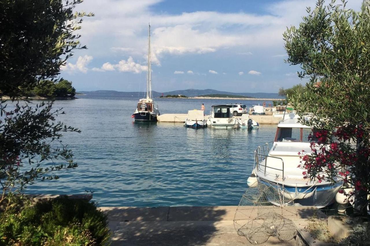 Apartments By The Sea Zaglav, Dugi Otok - 17788 Sali Exterior foto
